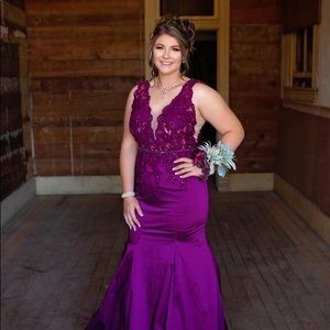 Meet your Posher, Cameron